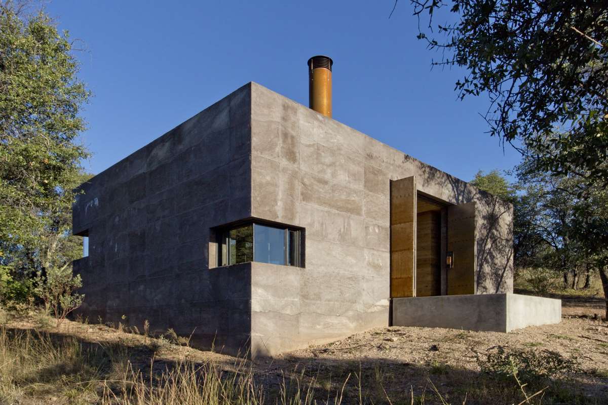 Casa Caldera Off-Grid Self-Sustainable House by DUST