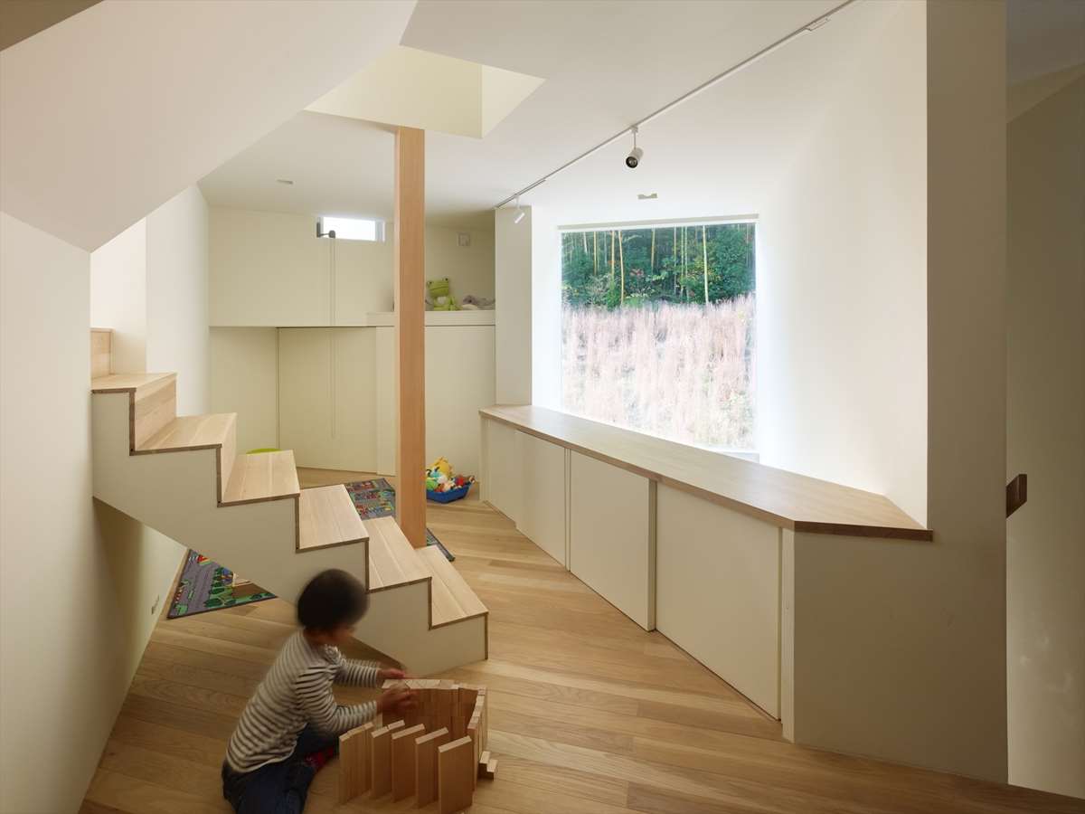 Unique Family Residence in Japan with Louvered Facade