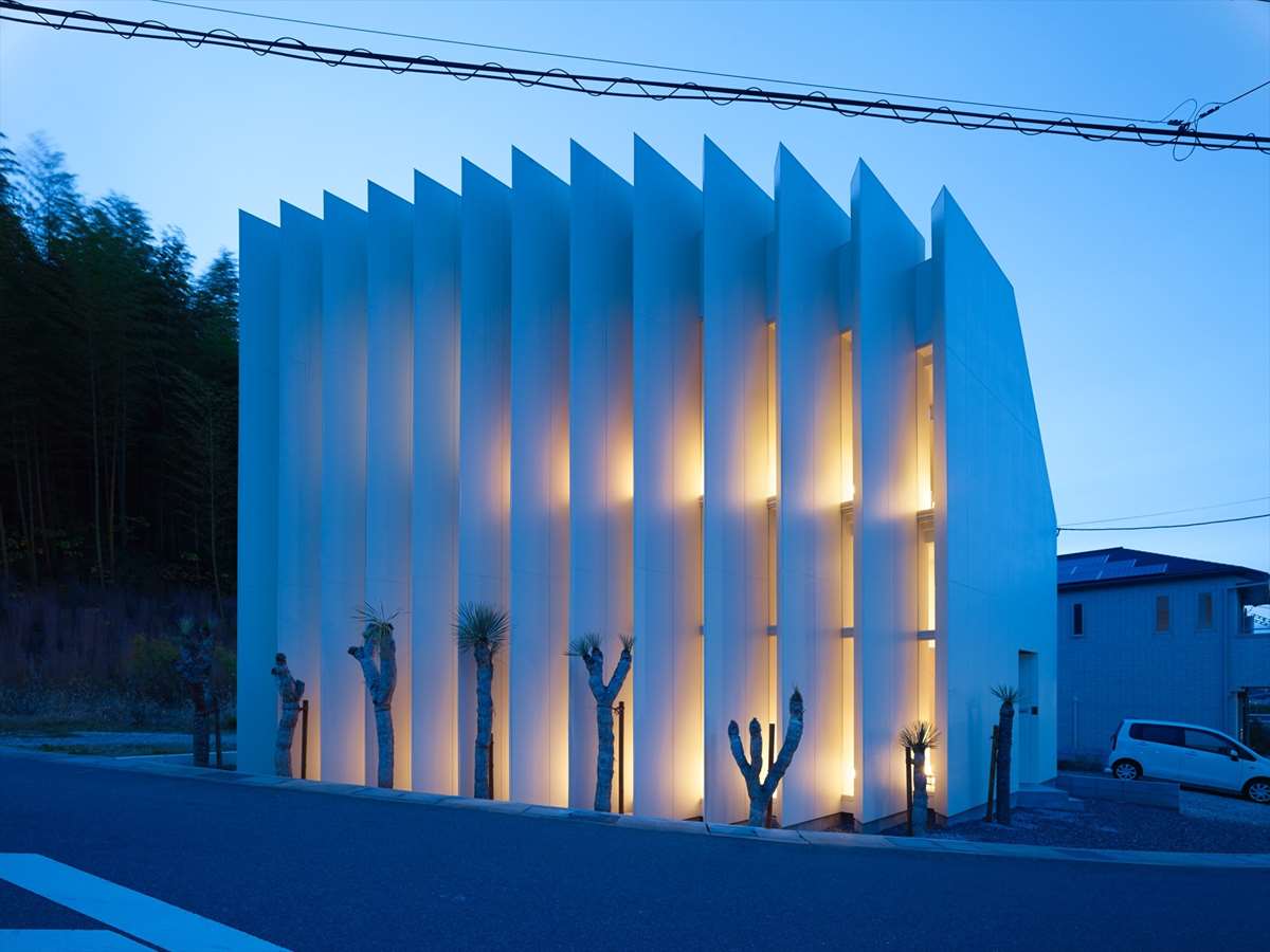 Unique Family Residence in Japan with Louvered Facade