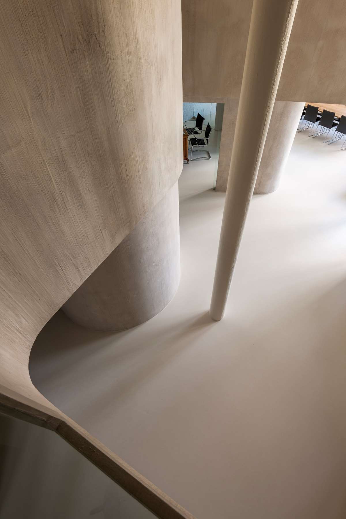 Loft M by Graux & Baeyens Architects