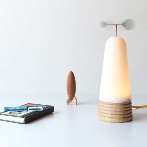 Volé Interactive Lamp by Mauricio Sanin and Kelly Durango