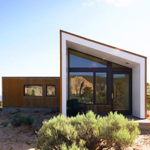 Capitol Reef Desert House by Imbue Design