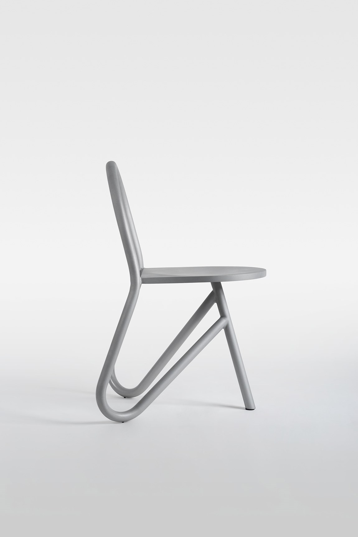 Chair No.19: A Modern and Elegant Furniture Design with a Single Form