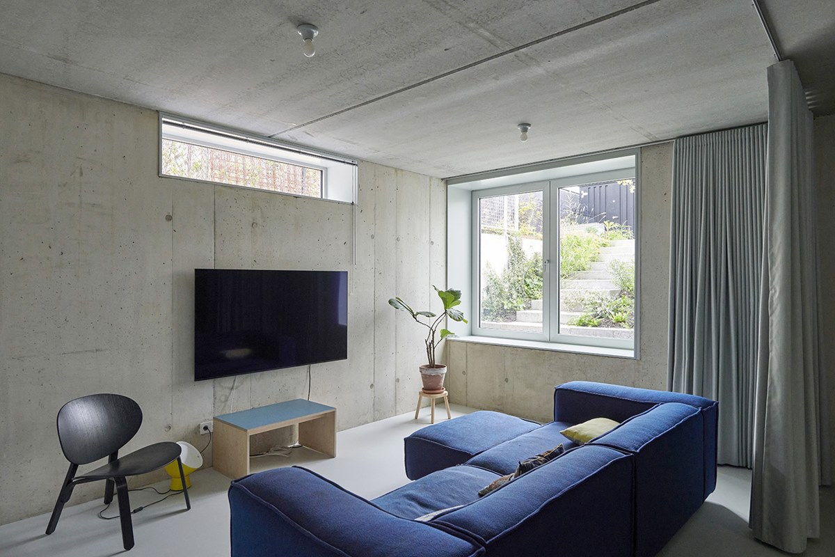 House R Eindhoven by Eek and Dekkers