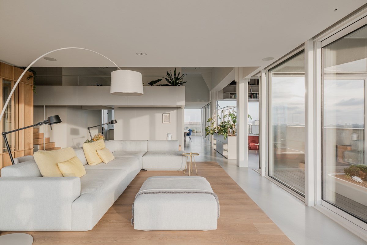 Seaside Panorama Penthouse by Bureau Fraai